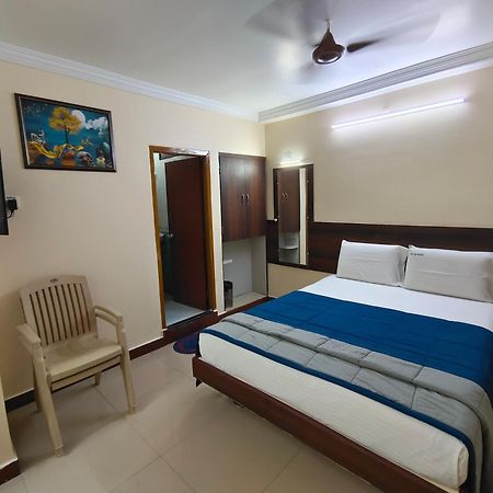 Hotel Dkr Residency Tirupati Dış mekan fotoğraf
