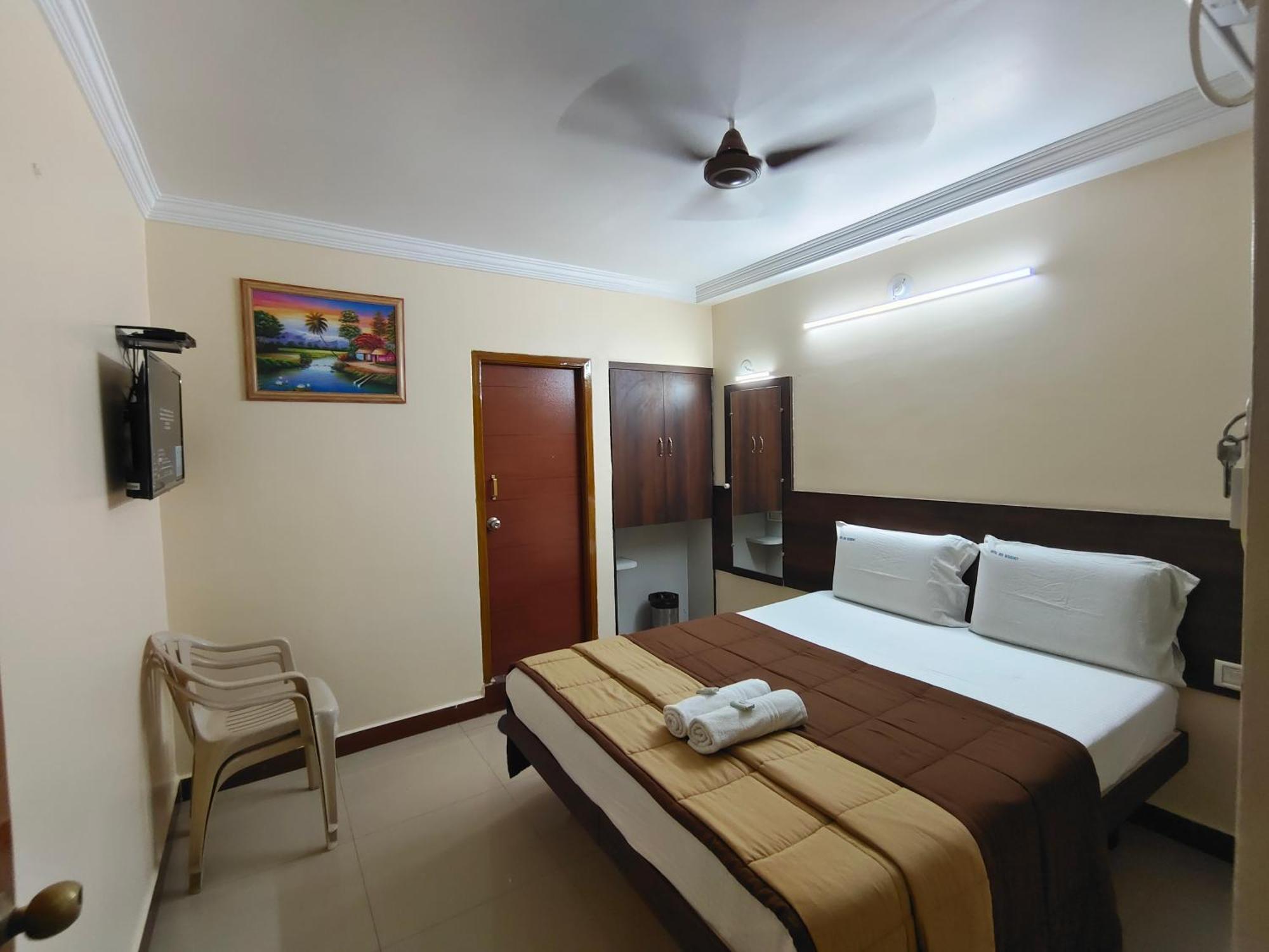 Hotel Dkr Residency Tirupati Dış mekan fotoğraf