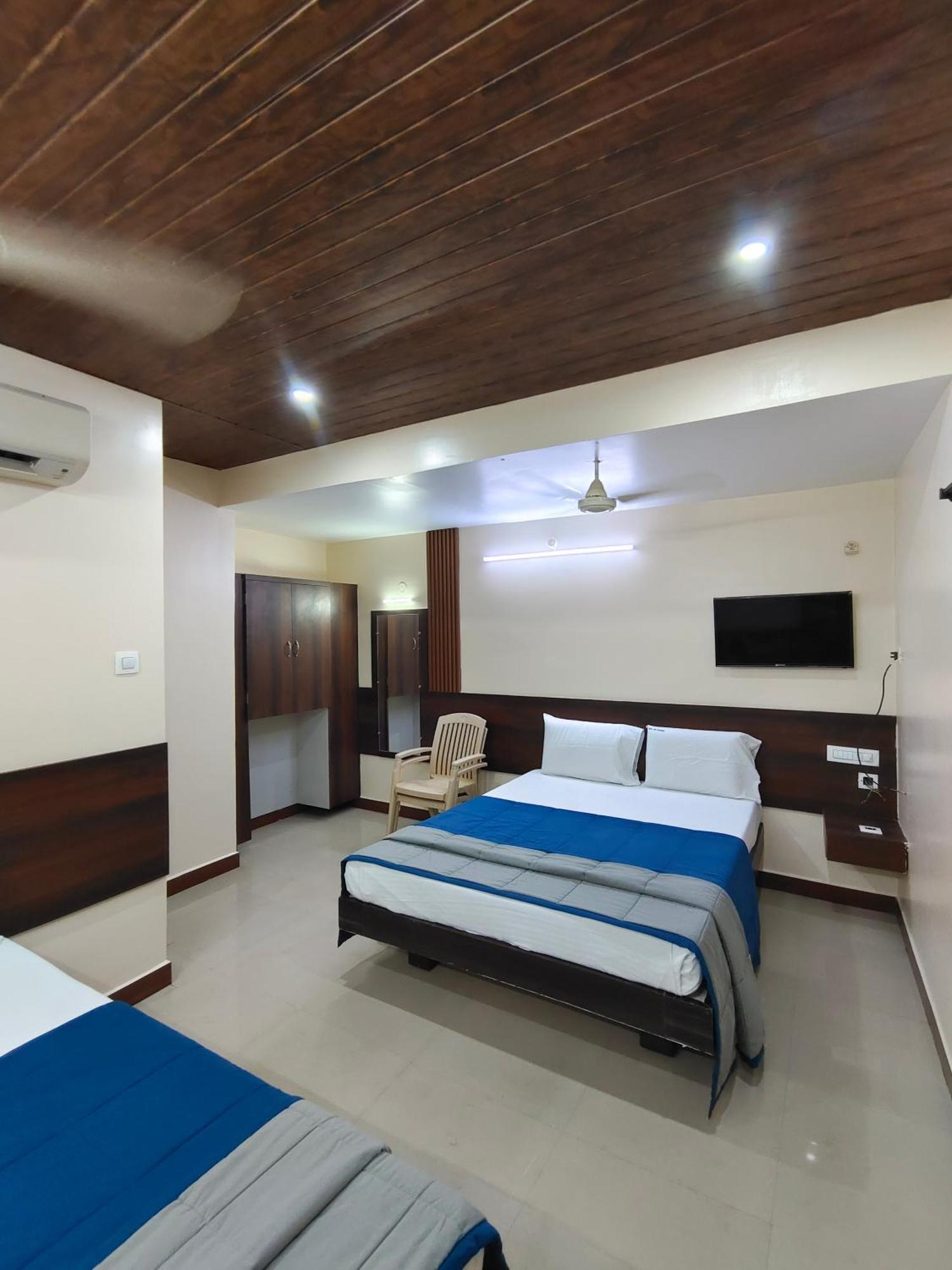 Hotel Dkr Residency Tirupati Dış mekan fotoğraf